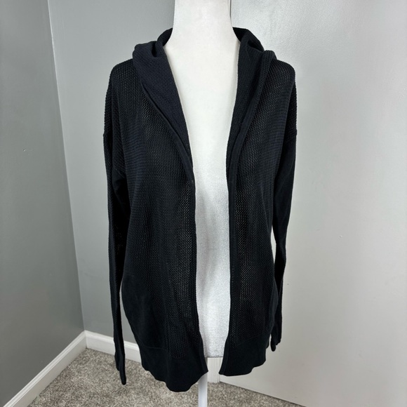 Lululemon Still Movement Wrap Sweater in Black - Picture 2 of 5